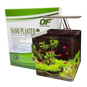 Acvariu Nano Planted 24 litri Ocean Free – acvariu echipat, acvariu sticla nano ideal pentru plante si pesti cu un design modern. Acest acvariu este solutia perfecta pentru pasionatii de acvaristica care doresc sa creeze un habitat vibrant si sanatos pentru plante si vietati acvatice intr-un spatiu compact. Cu un volum de 24 litri, acest acvariu nano combina estetica moderna cu functionalitatea avansata, fiind alegerea perfecta pentru birou, scoala sau acasa.
