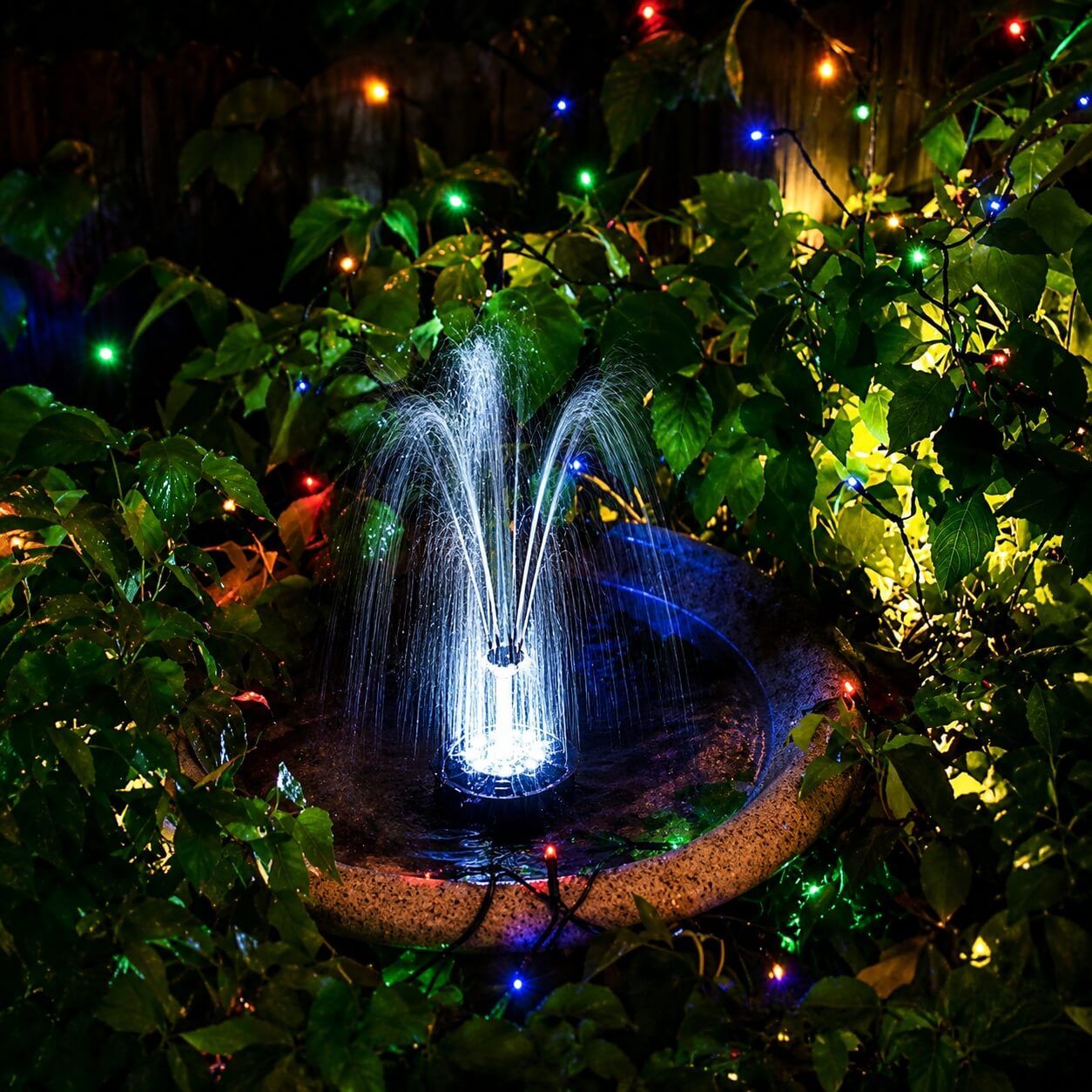 Fantana arteziana cu leduri 2000 l/h 8 Fantana arteziana cu leduri alba in iaz decorativ de gradina