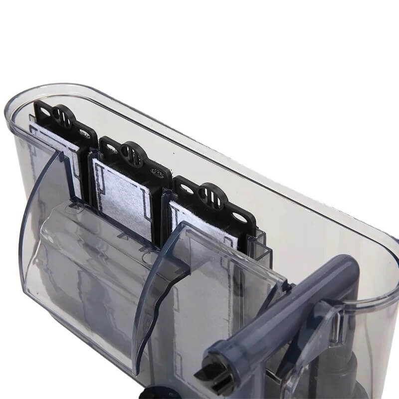 Filtru pentru acvariu cascada cu skimmer, max 70L 3 Filtru cascada acvariu, echipat cu cartus de bio fibra si carbune activ. Debitul reglabil imbunatateste calitatea apei si oxigenarea.