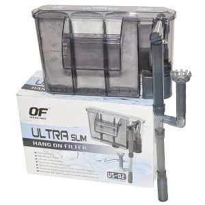 Filtru pentru acvariu cascada cu skimmer ultra-slim, ideal pentru acvarii pana la 70L. Asigura oxigenare, colecteaza impuritatile si garanteaza o filtrare silentioasa.