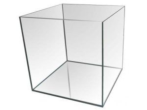 Acvariu Ocean Free 30*30*35 cm 31.5 litri de o calitate impecabila. Acvariu inalt cu muchiile geamurilor slefuite profesional. Acvariu sticla opti white ultarclar realizat impecabil in fabrica specializata in constructia acvariilor.  Acvariu cu silicon transparent.  Dimensiuni:  Lungime: 30 cm, lățime: 30 cm, înălțime: 35 cm.  Silicon transparent.