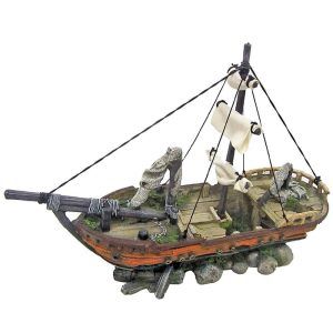 decor acvariu epava cu panze esuata pe roci ornament realist pentru acvarii