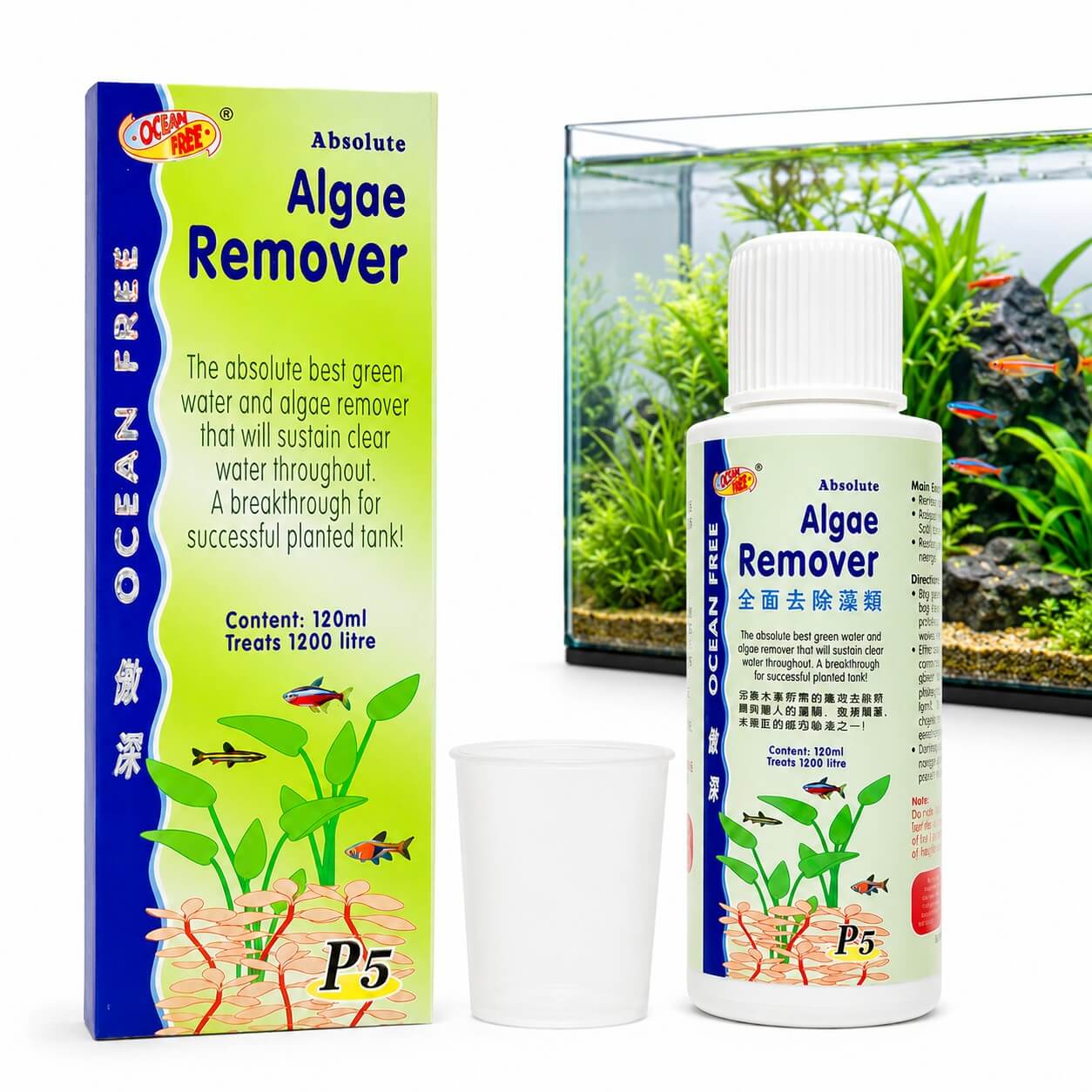 Solutie anti alge acvariu Algae Remover pt 1200 l 1 Solutie anti alge acvariu Ocean Free Algae Remover 120 ml, cu flacon, cutie, pahar dozator si acvariu plantat in fundal.