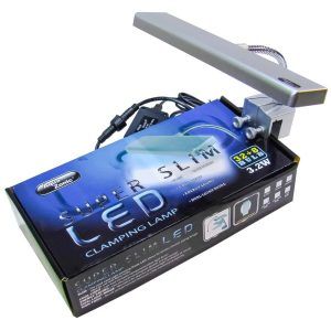 Lampa acvariu leduri Super Slim 32 albe si 8 blue, lampa leduri iluminarea acvariilor. Ilumineaza acvariul cu o lampa eficienta, moderna si luminoasa! Imbunatateste iluminarea acvariului tau cu Lampa acvariu leduri Super Slim 32 albe si 8 blue – o solutie moderna, eficienta si stilata pentru iluminarea acvariilor de pana la 70 de litri. Aceasta lampa leduri iluminarea acvariilor ofera un spectru de lumina optimizat pentru a recrea conditiile naturale de lumina, sustinand astfel dezvoltarea plantelor si bunastarea pestilor. Caracteristici principale: Dualitate a spectrului luminos: Lampa dispune de 32 de LED-uri daylight care emuleaza lumina solara si 8 LED-uri moonlight pentru a simula lumina lunii. Aceste doua spectre de lumina contribuie la crearea unui mediu acvatic echilibrat si placut din punct de vedere estetic. Design Super Slim: Cu dimensiuni compacte (23 cm lungime, 4,5 cm latime, 1,4 cm grosime), lampa se integreaza discret in orice tip de acvariu, oferind un aspect modern si elegant. Eficienta energetica: Cu un consum redus de energie si o emisie minima de caldura, aceasta lampa acvariu leduri este ideala pentru cei care doresc sa protejeze mediul si sa mentina costurile operationale scazute. Iluminare de calitate superioara: Lampa LED asigura o distributie uniforma a luminii, esentiala pentru stimularea fotosintezei in plantele acvatice si pentru a crea un habitat sanatos pentru pestii tai. Dimensiuni unitate iluminare: 23 cm (Lungime) x 4,5 cm (latime) x 1,4 cm (grosime). Beneficii pentru acvariul tau: Dezvoltare sanatoasa a plantelor: Spectrul daylight al LED-urilor stimuleaza fotosinteza, asigurand cresterea viguroasa a plantelor din acvariu. Evidentierea culorilor pestilor: Lumina moonlight adauga un efect dramatic acvariului pe timp de noapte, subliniind culorile si detaliile fine ale pestilor. Usor de instalat si utilizat: Designul compact si simplu permite instalarea rapida si o pozitionare flexibila pentru a obtine un iluminat optim. Aplicatii: Lampa acvariu leduri Super Slim 32 albe si 8 blue este perfecta pentru acvariile de dimensiuni mici si medii, pana la 70 de litri, fiind potrivita pentru acvarii plantate sau acvarii decorative. Este o alegere excelenta pentru acvaristi care doresc o solutie de iluminare eficienta, moderna si cu un consum redus de energie. Adauga un plus de eleganta si functionalitate acvariului tau cu Lampa acvariu leduri Super Slim 32 albe si 8 blue – solutia ideala de lampa leduri iluminarea acvariilor!