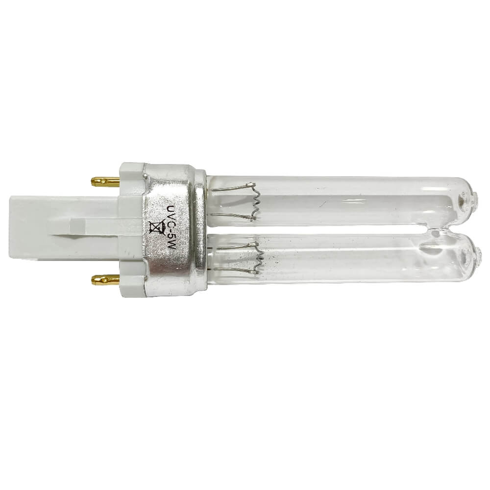 Bec UV 5W 3 Bec UV 5W, Bec ultraviolete, UV-C, ideal pentru sterilizare. Bec lampa UV 5 W de la Aqua Zonic. Un bec germicidal UV eficient in sterilizarea apei. Bec UV 5W Bec UV 5W de la Aqua Zonic, un bec ultraviolete de tip UV-C, ideal pentru sterilizare. Acest bec lampa UV 5 W este un bec germicidal UV eficient in eliminarea bacteriilor si virusurilor din apa acvariilor si iazurilor. Descriere produs: Becul UV 5W este destinat schimbului pentru lampile cu ultraviolete folosite in sterilizarea apei din acvarii (atat dulci cat si sarate) si iazuri. Cu o putere de 5W, acest bec UV ofera o durata medie de exploatare de 5000 de ore, asigurand o functionare de lunga durata si performante excelente in mentinerea apei curate si sanatoase. Caracteristici: Putere: 5W Tip: Bec UV-C cu 2 pini (tip PL) Durata medie de exploatare: 5000 de ore Dimensiuni: Lungime totala fara pini: 10,6 cm; Lungimea partii de sticla: 6,8 cm Becul UV 5W este compatibil cu lampile cu ultraviolete de la Aqua Zonic si alte lampi UV-C similare, fiind un accesoriu esential pentru orice sistem de sterilizare a apei din acvarii si iazuri. Alegand acest bec germicidal UV, veti beneficia de o apa limpede si sanatoasa, protejata de bacterii si virusuri daunatoare.