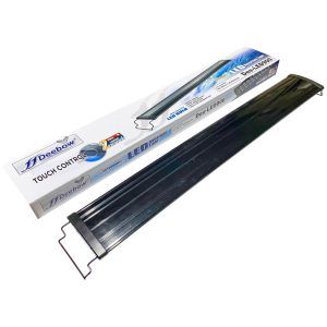 Lampa led acvariu 90 cm cu 72 leduri, touch control. Solutie eficienta pentru iluminare acvariu cu leduri. Lampa led acvariu ieftina si performanta! Lampa pentru iluminarea acvariilor super subtire. Corp confectionat din aluminiu. Avantaje: – Asigura un iluminat intens. – Are un consum scazut de energie electrica ( numai 15 W). – Lumina intensa are un grad ridicat de penetrare a apei. Luminozitatea lampii este de 2-3 ori mai mare decat a altor modele de lampi LED asemanatoare. – Mod full dual de iluminare cu 72 leduri: 54 leduri daylight ( 12000 K ) si 18 leduri moon light. – Nu emite gaze toxice sau alte toxine in mediul inconjurator. – Touch control prezent pe corpul lampii pentru o utilizare usoara – cel mai facil mod de control al unei lampi de acvariu. – Corpul lampii confectionat din aluminiu. – Ledurile protejate cu geam din plexic acrilic transparent. – Sistemul de fixare pe acvariu facut din otel inoxidabil. – Se poate monta pe acvarii indiferent de grosimea sticlei. Odata montata pe acvariu sistemul de prindere ridica lampa la 5 cm deasupra acvariului. Lampa led acvariu 90 cm cu sistem de prindere pe acvariu culisant permitand fixarea lampii pe acvarii cu lungimea cuprinsa in intervalul 90 – 115 cm. Ideala pentru iluminarea unui acvariu cu lungimea de 90 cm. Solutia perfecta pentru iluminare acvariu cu leduri este aceasta lampa led acvariu 90 cm cu 72 leduri si touch control. Lampa led acvariu ieftina in comparatie cu alte produse similare insa cu performante net superioare si realizata numai din materiale de calitate. Caracteristici: Noua generatie de lampi led Deebow din care face parte aceasta lampa implica cele mai recente tehnologii de fabricatie si iluminare. Ledurile utilizate sunt diode emitatoare de lumina ce asigura un iluminat intens si de calitate pentru un efect maxim asupra necesitatilor de iluminare ale unui acvariu. Un consum extrem de redus de energie electrica inlocuind cu succes intensitatea luminoasa a lampilor metal-halide mari consumatoarte de energie electrica si o sursa enorma de caldura in acvariu. Culoare lampa: negru Dimensiunile corpului lampii: 86,5 cm (Lungime) x 12,5 cm (latime) x 2,1 cm (grosime). Nu se foloseste scufundata in apa. Lungimea cablului de alimentare: 170 cm.