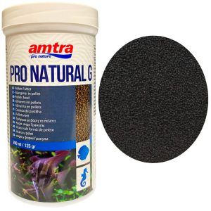 Hrana granulata pesti Amtra Pro Natural G 250ml/125gr, granule pesti acvariu premium pentru hrana pesti exotici, ofera nutritie completa. Aceasta hrana profesionala este special formulata pentru a satisface toate cerintele nutritionale ale pestilor exotici, asigurand o dieta echilibrata si sanatoasa. Cu ingrediente naturale de inalta calitate si o compozitie inspirata din alimentatia din mediul natural al pestilor, Amtra Pro Natural G este solutia ideala pentru cresterea si intretinerea pestilor de acvariu.