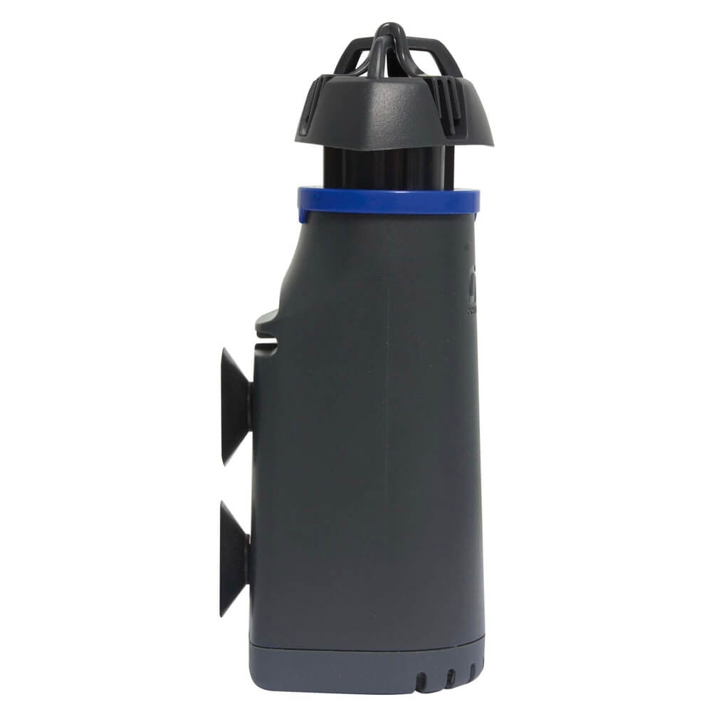 Surface skimmer acvariu Ocean Free SurfClear 3 Surface skimmer acvariu de la Ocean Free model SurfClear. Cel mai eficient skimmer de suprafata acvariu de pe piata. Skimmer acvariu la pret cel mai bun si de cea mai buna calitate. Surface skimmer aquarium SurfClear este un skimmer acvariu apa dulce silentios ce este garantat cu mult mai eficient decat orice alt produs similar. Conceput pentru a colecta particolele ce plutesc la suprafata apei dar si pelicula de grasimi ce se formeaza pe suprafata apei acvariului si care face imposibil schimbul de gaze intre acvariu si mediul exterior. Aspirator de suprafata ce curata in permanenta suprafata apei de micile resturi ce plutesc si astfel ajuta la ilumimnarea mai buna a fundului acvariului. Skimmer de suprafata acvariu ce preantampina formarea unei pelicule fine de uleiuri la suprafata apei. Contribuie la oxigenarea apei. Acest skimmer acvariu amesteca mult mai bine straturile de apa, astfel parametrii apei sunt mai constanti in masa apei. Debit de apa reglabil. Nu pune in pericol absorbtia pestilor de talie mica sau a crevetilor. Se adapteaza singur la modificarile nivelului apei in urma evaporarii acesteia. Evacuarea apei in acvariu se realizeaza multidirectional astfel incat pestii nu vor fi nevoiti sa stea intr-un singur loc in momentul functionarii acestui surface skimmer electric independent. Pastreaza garantat suprafata apei acvariului limpede si curata. Se poate utiliza atat pentru acvariile de apa dulce cat si pentru cele marine. Dimensiuni: 5,6 cm (Lungime) x 4,1 cm (latime) x 13,5 cm (inaltime).