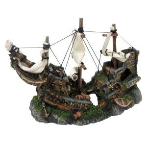 Decor acvariu epava pe roci, corabie naufragiata de 29 cm. Alege ornamente pentru acvarii autentice pentru un aspect misterios. Adauga decoratiuni acvariu ce stimuleaza explorarea si creeaza un habitat fascinant.