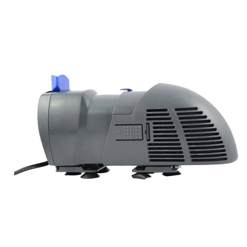 Filtru acvariu Ocean Free Hydra 30 acvarii 100-200 litri 8 filtrul Ocean Free Hydra 30 ofera si o filtrare biomecanica clasica, captand impuritatile si particulele organice din acvariu. Cu un debit de 600 litri pe ora, acest filtru acvariu este capabil sa mentina o apa limpede si curata, oferind in acelasi timp un mediu propice pentru dezvoltarea bacteriilor benefice necesare unui ecosistem acvatic sanatos. Dimensiuni compacte si design modern Filtrul Ocean Free Hydra 30 are un design compact, dimensiunile sale fiind de 111 x 73 x 220 mm, ceea ce permite integrarea usoara in orice acvariu fara a ocupa mult spatiu. Dispozitivul poate fi montat discret, lasand intregul spatiu acvatic sa fie admirat in toata splendoarea sa, iar aspectul sau modern il face potrivit pentru orice tip de acvariu, indiferent de stil.
