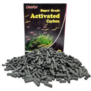 Carbune activ pentru acvariu 500 gr Classica Super Grade curata rapid si eficient apa. Acest carbune activ acvariu elimina mirosurile si impuritatile. Ideal ca si carbune acvariu pentru orice tip de filtru.