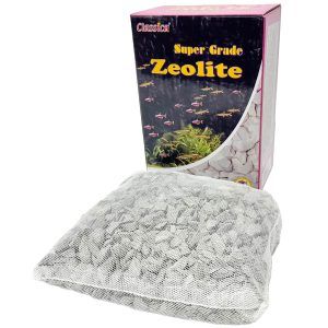 Zeolit pentru acvariu 500 gr Classica ajuta la purificarea apei si eliminarea toxinelor. Zeolit natural eficient, ideal ca zeolit acvariu. Descopera zeolite pret avantajos si mentine un mediu curat si sanatos pentru pestii tai.