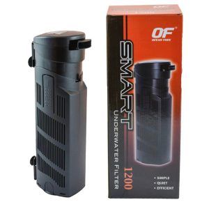 Filtru apa acvariu Smart 1200 lph, filtru acvariu cu volum de 150-300 litri, performanta excelenta si eficienta in filtrare, usor de instalat si intretinut. Acest filtru apa acvariu Smart 1200 lph reprezinta solutia ideala pentru acvarii de 150-300 litri, asigurand o filtrare profesionala si un mediu sanatos pentru pestii si plantele din acvariu. Cu o putere de filtrare de 1200 litri pe ora, acest filtru intern garanteaza o apa curata si fara impuritati. Proiectat de Ocean Free, un brand recunoscut pentru fiabilitate, filtru acvariu Smart 1200 este perfect pentru mentinerea unui habitat acvatic stabil, fie ca este vorba despre un acvariu tropical sau de apa rece.