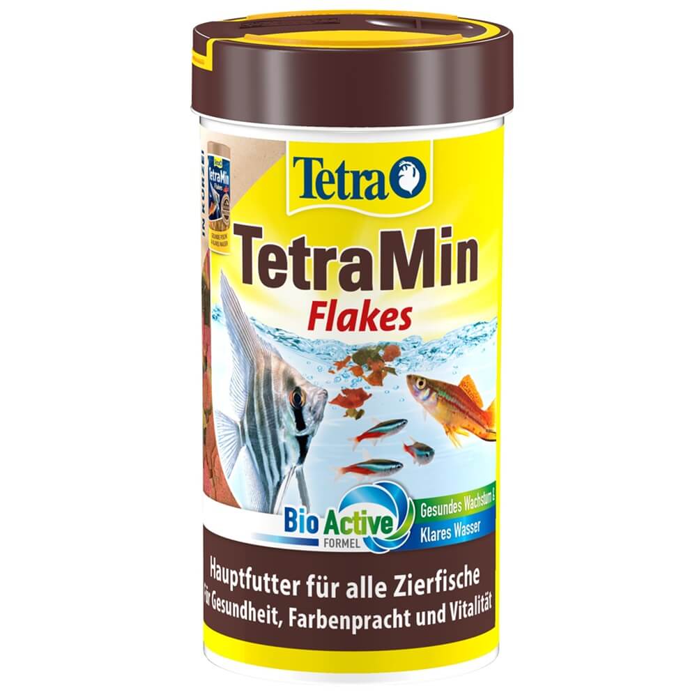 Hrana pesti exotici TetraMin fulgi 250ml 6 TetraMin este un aliment complet, echilibrat biologic, proiectat pentru a mentine sanatatea pestilor si claritatea apei. Formula sa inovatoare include: Prebiotice: Pentru sustinerea functiilor metabolice si o mai buna conversie a hranei. Proteine selectate: Pentru crestere armonioasa si dezvoltarea muschilor. Antioxidanti naturali: Pentru sanatatea celulelor si cresterea longevitatii pestilor.
