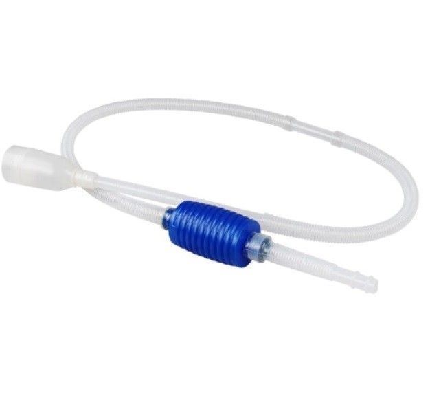 Aspirator acvariu manual Boyu SC-002 1 Aspirator acvariu manual este un aspirator substrat acvariu de la Boyu model SC-002 cu pompa de amorsare. Aspirator acvariu de vanzare direct din stocul nostru propriu. Descopera eficienta curatarii si sifonarii acvariului cu aspiratorul de substrat manual de la Boyu, modelul SC-002, echipat cu o pompa de amorsare performanta. Oferim acest aspirator de acvariu de vanzare direct din stocul nostru, gata sa imbunatateasca procesul de intretinere a acvariului tau. Poate curata eficient pietrisul si substratul acvariului. Elimina mizeria si sedimentele din substrat impreuna cu apa evacuata din acvariu. Astfel odata cu schimbul de apa se elimina si mizeria acumulata in substrat. Ideal pentru utilizare la schimbarile regulate de apa, acest aspirator acvariu manual faciliteaza extractia apei si indepartarea eficienta a deseurilor acumulate pe fundul acvariului. Capabilitatea sa de a curata pietrisul si substratul acvariului este deosebit de eficienta, eliminand mizeria si sedimentele odata cu apa evacuata. Acest proces nu numai ca asigura o curatenie profunda dar si mentine un mediu sanatos pentru viata acvatica. Cu aspiratorul acvariu manual SC-002, curatarea devine o activitate simpla, rapida si mai putin obositoare. Actionarea pompei de amorsare este intuitiva si elimina necesitatea utilizarii fortei excesive sau a imersiunii mainilor in apa, asigurand un confort maxim in timpul folosirii. Asigura-te ca acvariul tau este intotdeauna in cele mai bune conditii cu ajutorul nostru aspirator de substrat pentru acvariu. Cumpara acum aspiratorul de acvariu manual de la Boyu, modelul SC-002, disponibil pentru vanzare in magazinul nostru online aquariumprest.ro si pregateste-te sa experimentezi cel mai eficient mod de a mentine curatenia in acvariu.