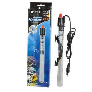 Incalzitor pentru acvariu cu termostat Boyu 150 W, incalzitor de acvariu cu termostat, eficient. Gama de incalzitoare apa acvariu, durabile si precise. Incalzitorul pentru acvariu cu termostat Boyu 150 W este un dispozitiv esential pentru asigurarea unui mediu stabil si sanatos in acvariile tale. Acest incalzitor de acvariu cu termostat este proiectat pentru a mentine temperatura constanta, oferind astfel un habitat optim pentru pestii si plantele acvatice. Caracteristici principale: Termostat sensibil si precis: Incalzitorul Boyu 150 W este echipat cu un termostat de inalta calitate, care permite reglarea usoara si precisa a temperaturii in intervalul dorit. Acest incalzitor de acvariu cu termostat asigura o temperatura stabila in acvariul tau, prevenind fluctuatiile care ar putea afecta sanatatea vietuitoarelor acvatice. Complet submersibil: Incalzitorul Boyu 150 W este conceput pentru a fi complet submersibil, ceea ce il face sigur si eficient in utilizare. Indicatorul LED de functionare on/off iti permite sa monitorizezi cu usurinta starea dispozitivului. Ideal pentru acvarii de dimensiuni medii: Acest incalzitor este recomandat pentru acvarii cu un volum cuprins intre 130 si 190 de litri, conform specificatiilor producatorului. Este unul dintre acele incalzitoare apa acvariu care ofera un raport optim intre puterea de incalzire si consumul de energie. Usor de montat: Incalzitorul vine cu un sistem de prindere cu ventuze, facilitand fixarea acestuia pe peretii acvariului. Cu o inaltime de 29,5 cm si un diametru de 2 cm, acest dispozitiv se integreaza discret in decorul acvariului tau. Beneficii suplimentare: Incalzitorul pentru acvariu cu termostat Boyu 150 W ofera fiabilitate si durabilitate, fiind parte din gama de incalzitoare apa acvariu recunoscuta pentru performanta sa. Este usor de utilizat si de intretinut, asigurand o climatizare perfecta pentru vietuitoarele din acvariu. Alege Incalzitorul Boyu 150 W pentru a mentine o temperatura optima si constanta in acvariul tau, garantand astfel un mediu sigur si sanatos pentru pestii tai.