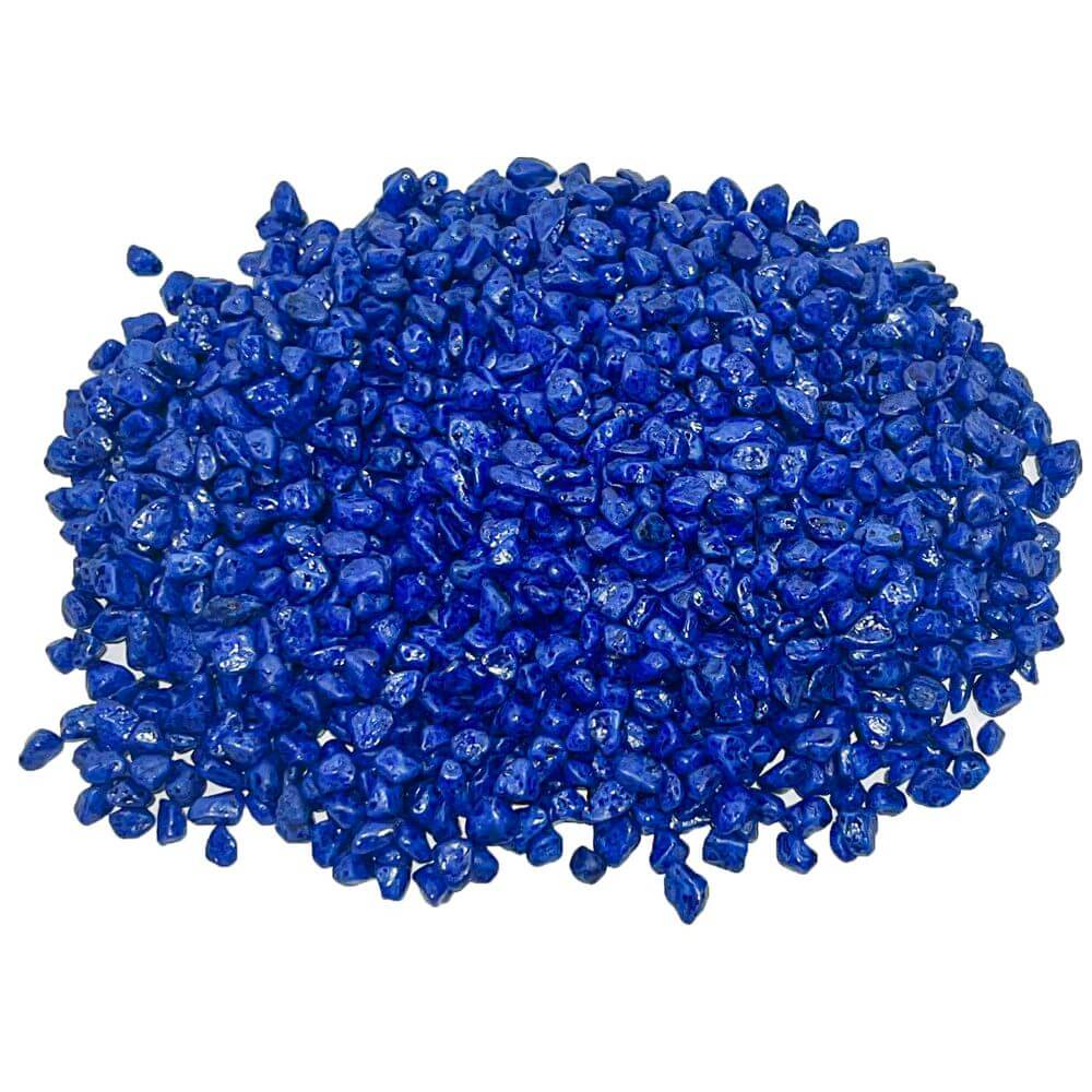 Pietris decorativ acvariu albastru 1 Kg. 2 Aplicatii variate: Acest pietris albastru este ideal pentru: Amenajarea acvariilor, oferind un substrat stabil si un decor vibrant. Crearea unor aranjamente decorative in interiorul casei, cum ar fi decorarea ghivecelor sau bolurilor decorative. Utilizarea in gradina sau in jurul iazurilor pentru un aspect natural si atragator. Proiecte creative DIY care necesita pietre colorate de inalta calitate.