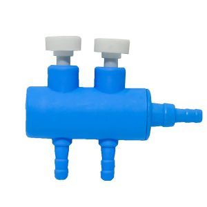 Distribuitor aer plastic cu 2 robineti, teu aer distribuitor aer ideal, teu aer pentru acvariu, pentru un control precis al fluxului de aer! Transforma modul in care gestionezi aerarea in acvariu cu acest distribuitor aer plastic cu 2 robineti. Fabricat din materiale durabile si conceput pentru a asigura o distributie uniforma a aerului, acest produs este ideal pentru pasionatii de acvaristica care isi doresc un accesoriu practic si eficient. Perfect atat pentru acvarii mici, cat si pentru sisteme mai complexe, acest teu aer distribuitor aer iti permite sa ajustezi cu usurinta debitul de aer pentru fiecare iesire, fiind compatibil cu furtunurile standard de aer.