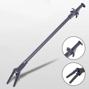 Cleste acvariu multifunctional 55 cm, penseta acvariu si terariu, unealta practica pentru decor si cleste manipulat plante acvariu. Clestele acvariu multifunctional de 55 cm este instrumentul perfect pentru orice pasionat de acvaristica sau terarii. Ideal pentru manipularea plantelor si a decorului din acvariu, acest instrument de apucare multifunctional este o unealta practica, usor de utilizat si extrem de eficienta. Cu ajutorul acestui cleste de manipulat plante acvariu, puteti efectua operatiuni precise fara a va uda mainile.