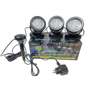 Set 3 spoturi LED lumini subacvatice pentru iazuri cu senzor de lumina: Lumini subacvatice pentru iazuri, spoturi LED iluminat spectaculos sub apa. Iluminat intens si lumina clara. Lumini subacvatice cu cate 48 leduri/spot si senzor de lumina pentru automatizare. Pur si simplu uimeste prin cantitatea de lumina emisa. Senzorul de lumina creaza automatizare, astfel incat spoturile sa inceapa sa lumineze doar la lasarea serii si sa se stinga dimenieata, cand soarele rasare excluzand efortul fizic de a porni si opri sistemul de iluminare manual. Avantajele produsului: – Toate cele 3 spoturi LED sunt foarte luminoase si cu consum mic de energie electrica. – Spoturi subacvatice special concepute pentru a penetra apa pentru un spectacol feeric de lumini subacvatice. – Carcasă lumini rezistentă la apă și special proiectată pentru folosire subacvatică. – Lumini potrivite pentru iazuri de grădină, cascade de apă sau grădini ornamentale. – Pot fi folosite în apă sau lângă apă. – Spoturi cu înclinare reglabilă a luminii. – 3 spoturi cu 48 leduri / spot. Fiecare spot are o putere LED de 9W. – Senzor zi/noapte (activare automată a luminilor în întuneric / oprire automată dimineața. – Iluminat LED de înaltă eficiență cu economisire de energie electrică 3 X 9W, 12V. – Spectru de lumină alba intensa pentru un plus de luminozitate dat locului în care este poziționat spotul. – Leduri albe puternice ce emit o lumina feerica. – Lungime generoasa a cablului de alimentare. – Alimentatorul se conecteaza direct la priză iar din acesta pleacă un curent de 12V si o putere Max 900mA fiind o tensiune inofensiva atat omului cat si mediului acvatic. – Formă atractivă cu posibilitatea reglarii unghiului de inclinatie a spotului. – Ușor de instalat și de folosit. Dimensiuni spot luminos: Φ10,2cm x 10,2cm ( latime ) x 13,5cm ( inaltime ). Distanța cablurilor între spoturi este de 1 m. Lungimea cablului de alimentare de la spoturi la senzorul de lumina este de 4,9 metri Lungimea cablului de alimentare de la senzorul de lumina la sursa de alimentare este de 1,9 metri. Culoare lumina emisa: alba. Spoturile se conecteaza la priza de 220V prin intermediul alimentatorului. Din alimentator iese o tensiune de AC 12V-Max 900mA care alimenteaza spoturile, tensiune inofensiva atat omului cat si mediului acvatic. Toate spoturile sunt 100% etanse conform standardelor IPX8 ce permit folosirea spoturilor in mediul acvatic la adancimi de peste 1 metru fara nici un risc de electrocutare sau de patrundere a apei in spotul luminos. Alimentatorul si senzorul de lumina respecta standardele IPX4.
