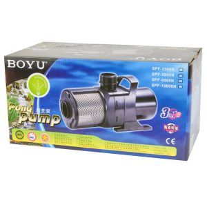 Pompa iaz cascada polivalenta. Pompa submersibila cu debit generos utila ca pompa de apa fantana arteziana, pompa de scos apa, pompa de apa pentru gradina in diverse scopuri. Se poate folosi ca pompa pentru irigatii, pompa pentru sistemele de filtrare si recirculare a apei din iaz, pentru crearea de caderi de apa gen cascada si multe alte utilizari acvatice. Pompă de apă submersibilă ce se utilizează atât introdusă în apă cât și pe uscat și care se pretează pentru diverse domenii de activitate cum ar fi: – grădini ornamentale – acvarii de dimensiuni mari și medii – acvarii de prezentare pește viu gen supermarket – bazine de păstrăv – helestee – iazuri – fântâni arteziene – cascade și alte amenajări de apă – recircularea apei reci și calde – alimentarea cu apă a diverselor incinte – recircularea apei dulci sau a apei sărate – alimentarea cu apă pentru saune, piscine, bazine cu hidromasaj – sisteme de filtrare a apei Descopera pompa ideala pentru orice proiect acvatic in gradina ta: pompa iaz cascada submersibila de 5600 l/h debit, un instrument esential pentru oricine isi doreste un iaz vibrant sau o fantana arteziana captivanta. Aceasta pompa submersibila vine cu un debit generos, fiind perfecta pentru o varietate de aplicatii: de la irigatii la sisteme de filtrare si recirculare a apei. Daca visezi la o cascada pitoreasca in iazul tau sau ai nevoie de o solutie eficienta pentru scos apa, aceasta pompa de apa submersibila este alegerea ideala. Conceputa pentru a indeplini diverse functii, aceasta pompa polivalenta poate fi utilizata si ca pompa de apa pentru gradina, asigurand necesarul de apa pentru plantele tale. Cu capacitatea de a functiona eficient ca pompa pentru irigatii este perfecta pentru mentinerea unui mediu sanatos si infloritor in gradina ta. Mai mult, aceasta pompa poate alimenta cu apa sistemele de filtrare, mentinand apa din iazul tau curata si limpede. Creeaza spectaculoase caderi de apa gen cascada sau alimenteaza fantani arteziene cu aceasta pompa de apa fantana arteziana. Usor de instalat si de intretinut, pompa submersibila iti va transforma gradina intr-un refugiu linistit si atragator. Opteaza pentru pompa de scos apa si pompa de apa pentru gradina de la Boyu model SPF-5500N pentru a te bucura de eficienta, durabilitate si fiabilitate. Fie ca doresti sa imbunatatesti aspectul gradinii tale sau sa asiguri o irigatie adecvata aceasta pompa submersibila amfibie indeplineste toate cerintele cu usurinta. Alege solutia optima pentru toate nevoile tale acvatice – pompa iaz cascada polivalenta, companionul perfect pentru orice gradina. Caracteristici: Ax ceramic noncoroziv. Tot ansamblul motor al pompei este sigilat astfel încât se exclude 100% riscul de propagare al curentului în apă. Noua generație de rotoare întredeschise asigură pompei performanțe net superioare. Pompă de apă dotată cu protecție la supraîncălzire. Design multifuncțional ce se pretează în lucrul cu apa atât în condiții de submersie cât și pe uscat. Prefiltru metalic ușor de demontat și de spălat. Model: SPF-5500N Voltaj: AC 230V. Frecvență: 50 Hz. Consum de energie electrică: numai 65 W. Debit maxim: 5600 Litri / Oră. Înălțimea coloanei maxime de apă ridicată: 2,2 metri. Diametrul ștuțului de evacuare a apei: 1½ inch. Dimensiuni: 337 x 110 x 149 mm. Lungimea cablului electric: 5 metri. Greutate: 3,3 kg. Descoperiți o pompă de apă submersibilă versatilă, proiectată pentru a funcționa atât sub apă, cât și pe uscat, oferind o soluție eficientă și flexibilă pentru o gamă largă de aplicații. Această pompă se adaptează perfect la diverse domenii de activitate, fiind ideală pentru grădini ornamentale, acvarii de dimensiuni mari și medii, inclusiv pentru acvarii de prezentare pește viu în supermarketuri, bazine de păstrăv, heleștee, iazuri, fântâni arteziene, cascade și alte amenajări acvatice. Cu capacitatea de a recircula atât apa rece, cât și apa caldă, pompa este perfectă pentru alimentarea cu apă a diverselor incinte, oferind soluții eficiente pentru recircularea apei dulci sau sărate. De asemenea, este o opțiune excelentă pentru alimentarea cu apă a saunelor, piscinelor și bazinelor cu hidromasaj, precum și pentru sistemele de filtrare a apei. Acest produs reprezintă alegerea ideală pentru profesioniștii și entuziaștii care caută o pompă de apă submersibilă capabilă să satisfacă nevoi diverse și specifice, de la îmbunătățirea esteticii grădinilor ornamentale, la asigurarea unui mediu sănătos pentru viața acvatică în acvarii și bazine de păstrăv, până la funcționarea eficientă în sisteme complexe de alimentare și filtrare a apei. Robustă, fiabilă și ușor de instalat, această pompă de apă submersibilă este proiectată să ofere performanțe de înaltă calitate pe termen lung, făcând-o o investiție valoroasă pentru orice proiect care necesită recircularea sau alimentarea eficientă cu apă. Indiferent de complexitatea nevoilor dumneavoastră acvatice, această pompă oferă soluția optimă pentru a asigura eficiență și durabilitate în orice mediu de utilizare. Sfat în a alege pompa de apă submersibilă potrivită: De exemplu dacă aveți nevoie de apă la înălțimea de 1 m fată de locul în care veți monta pompa, trebuie să achiziționați o pompă submersibilă care să aibe o înălțime maximă a coloanei de apă de minim 2 metri ( minim 2 X H maxim al pompei ) pentru ca pompa să aibe debit suficient pentru a funcționa în bune condiții și cu efectul de debit așteptat.