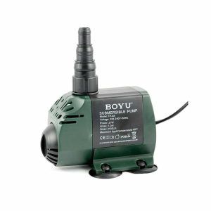 Pompa submersibila 2100 l/h pentru fantani arteziene si acvarii.cu reglaj debit apa. Cat consuma o pompa de apa ? Acest model este foarte economic: doar 27W. Pompă de apă submersibilă cu reglajul debitului de apă ce se pretează a fi folosită în acvarii sau iazuri la diversele sisteme de filtrare sau recirculare a apei, fântâni arteziene, căderi de apă, cascade. Pompa submersibila cu debit maxim de 2100 l/h. Cu referire la cat consuma o pompa de apa acest model este foarte economic: doar 27W. Avantaje: Pompa submersibila 2100 l/h cu design modern, compact, debit mare și putere de ridicare a apei. Pompa fantani arteziene cu motor submersibil compact și 100% sigur în lucrul cu apa. Acest model de pompă submersibilă va fi folosită numai introdusă total în apă. Axul rotorului este confecționat din oțel inoxidabil. Pompa nu corodează și este confecționată din plastic ABS. Lungimea cablului electric: 1,7 m. Model: FP-48 Voltaj: AC230V. Frecvență: 50 Hz. Consum de energie electrică: numai 27 W. Debit maxim: 2100 Litri / Oră. Înălțimea coloanei maxime de apa ridicata: 1,3 metri. Dimensiuni: 136 x 98 x 110 mm.