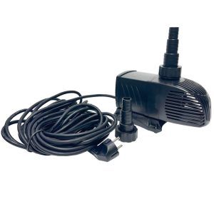 Pompa iazuri si cascade 3500 l/h H max 3 metri total submersibila. Una din cele mai de calitate pompe iazuri de gradina este facuta sa reziste in conditii de utilizare indelungata fara intretinere. Debit maxim: 3500 litri / oră. Pompa de apa pentru iazuri, fantani arteziene sau cascade capabila sa ridice coloana de apa la maximum 3 metri. Pompa de apa silentioasa si cu debit constant. Rotor cu ax ceramic ce permite utilizarea atât în apă dulce cât și în apă sărată. Confectionata din plastic negru ABS cu motor electric submersibil si 100 % sigur in conditii de imersie. Pompa submersibila cu randament excelent si consum extrem de scazut de energie electrica datorita tehnologiei pe invertor: numai 25W. Dimensiunile pompei: 22,5cm (Lungime) x 10,5cm (lățime) x 14cm (înălțime). Pompa este dotată cu 2 ștuțuri identice de conectare la furtun. Stuturi cu design conic ce faciliteaza conectarea la o gama diversa de furtune. Lungimea cablului electric de alimentare = 10 metri. Tensiune alimentare: 220 V. Vârf de gamă în materie de pompe de apă. Pompă de apă de cea mai bună calitate concepută a fi exploatată numai sub nivelul apei (acoperită complet de apă).