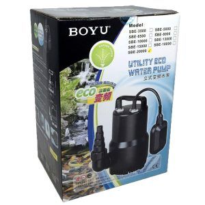 Pompa submersibila cu plutitor ce ridica apa la 7 m. Produs revolutionar din cele mai bune pompe submersibile pentru nevoile tale. Eficienta si inovatie intr-un produs unic. Pompa submersibila cu plutitor O pompa submersibila cu plutitor este un echipament revolutionar care imbina eficienta cu inovatia. Aceste pompe sunt create pentru a raspunde nevoilor variate de alimentare cu apa, fiind ideale pentru orice proiect. Ce este pompa submersibila cu plutitor? Pompa submersibila cu plutitor este un dispozitiv care poate ridica apa pana la 7 metri, fiind echipat cu un senzor in plutitor pentru control automat al nivelului apei. Acest mecanism permite pornirea si oprirea automata, asigurand un control eficient al alimentarii cu apa. De ce sa alegi o pompa submersibila cu plutitor? Alegerea unei pompe submersibile cu plutitor vine cu multiple avantaje: eficienta imbunatatita, control automat si adaptabilitate la diferite medii, fie ca este vorba de apa dulce sau sarata. Caracteristici unice ale pompei submersibile boyu sbe-20000 Eficienta si performanta BOYU SBE-20000, din gama Premium Equipment, este o pompa submersibila cu plutitor de inalta calitate care ofera performanta exceptionala pentru o varietate de utilizari. Durabilitate si calitate premium Construita sa dureze, aceasta pompa submersibila cu plutitor vine cu un cablu lung de 9,75 metri si multiple optiuni de conectare, suportand furtunuri de la 16 la 40 mm. Conectivitate si compatibilitate Flexibilitatea in conectare si compatibilitatea cu o gama larga de furtunuri fac din BOYU SBE-20000 o solutie versatila pentru orice nevoie de pompare. Aplicabilitate larga: de la iazuri la acvacultura Aceasta pompa submersibila cu plutitor este speciala pentru iazuri mari, acvarii, fantani arteziene, cascade, fiind ideala atat pentru apa dulce cat si sarata. Avantajele pompei submersibile cu plutitor Control automat al nivelului apei Dotata cu senzor in plutitor, pompa ofera un control automat al nivelului apei pornind si oprindu-se conform necesitatilor. Operare non-stop si fiabilitate Functionand non-stop, BOYU SBE-20000 asigura circulatia constanta a apei, fiind o solutie fiabila pentru orice proiect. Cum functioneaza pompa submersibila cu plutitor? Procesul de pompare Prin utilizarea senzorului din plutitor, pompa detecteaza nivelul apei si se ajusteaza automat, oferind o operare eficienta si fara probleme. Instalare si intretinere simplificate Simplu de instalat si cu necesitati minime de intretinere, pompa BOYU SBE-20000 este accesibila si usor de utilizat pentru oricine. Cazuri de utilizare: de la acvarii la proiecte de gradina Fie ca este vorba de acvacultura, acvarii publice sau proiecte casnice si de gradina, pompa BOYU SBE-20000 este solutia ideala. Concluzie: de ce pompa BOYU SBE-20000 este alegerea ideala Cu o gama larga de aplicatii, de la filtrarea apei pana la crearea de cascade si alimentarea cu apa a iazurilor, BOYU SBE-20000 reprezinta alegerea perfecta pentru orice nevoie de pompare a apei. Intrebari Frecvente (FAQ) Ce inaltime poate atinge pompa submersibila cu plutitor? Pompa submersibila cu plutitor poate ridica apa la maxim 7 metri insa trebuie sa tinem cont de faptul ca pe masura ce apa urca debitul acesteia scade. Sfatul nostru este ca daca aveti nevoie de apa la inaltimea de 1 m fata de locul in care veti monta pompa, trebuie sa achizitionati o pompa submersibila care sa aibe o inaltime maxima a coloanei de apa de minim 2 metri ( minim 2 X H maxim al pompei ) pentru ca pompa sa aibe debit suficient pentru a functiona in bune conditii si cu efectul de debit asteptat. Cum se realizeaza controlul automat al nivelului apei? Controlul automat al nivelului apei se realizeaza prin intermediul senzorului cu plutitor. Pompa este capabila astfel sa porneasca automat cand nivelul apei creste si sa se opreasca automat cand ramane fara apa. Este pompa BOYU SBE-20000 potrivita pentru apa sarata? Da, poate functiona si in mediu coroziv cum ar fi apa sarata. Ce tipuri de furtunuri sunt compatibile cu pompa? Pompa submersibila se poate conecta la furtunuri de la 16 la 40 mm. Stutul de conexiune este conic. Cum se intretine pompa submersibila cu plutitor? Numai daca este cazul, pompa se curata in interior de depunerile de mizerie sau calcar. Accesul este usor si se realizeaza prin desfiletarea a 3 suruburi. Avantaje: 1. Pompă de apă dotată cu sistem de control automat al vitezei de pompare adaptiv prin intermediul tehnologiei DC Frequency Conversion. Rezultatele obținute sunt net superioare și se economisește energie electrică. 2. Forță de pornire și de lucru puternică datorită motorului cu 6 poli de acționare, un mod de lucru durabil și constant și alimentare la 220V. 3. Rotor multipolar cu magnet permanent asigurând un debit mare și un zgomot redus. 4. Pompă de apă dotată cu senzor destinat controlului nivelului apei. Pompa este capabilă astfel să pornească și să se oprească automat. 5. Motorul nu are nici un element de cupru expus. 100% sigur în lucrul cu apa. 6. Ax ceramic rezistent la coroziune și uzură. Pompa poate fi folosită atât în apă dulce cât și în apă sărată ( mediu coroziv). Model: SBE-20000 Voltaj: AC 230V. Frecvență: 50 Hz. Consum de energie electrică: 200 W. Debit maxim: 20000 Litri / Oră. Înălțimea coloanei maxime de apă ridicată: 7 metri. Diametrul ștuțului de evacuare a apei: 1½ Inch. Dimensiuni: 246 X 148 X 274 mm. Lungimea cablului electric: 10 metri.