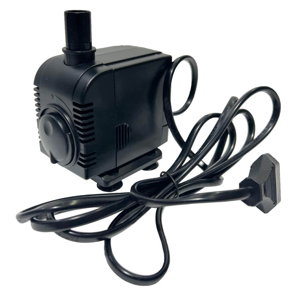 Pompa apa functionare continua, Boyu 1000 l/h 4 Pompa apa functionare continua cu debit 1000 l/h. Pompa de apa cu debit reglabil, una din acele pompe submersibile multifunctionale bune la iazuri, cascade, arteziene si acvarii. Pompa de apa pentru functionare continua cu un debit de 1000 l/h este o solutie versatila si eficienta pentru iazuri, cascade, fantani arteziene si acvarii. Aceasta pompa de apa caracterizata printr-un debit reglabil se numara printre cele mai performante pompe submersibile multifunctionale disponibile pe piata fiind proiectata sa raspunda nevoilor variate ale oricarui proiect acvatic. Fiind optimizata pentru functionare continua aceasta pompa asigura o circulatie constanta si eficienta a apei contribuind la mentinerea unui mediu acvatic sanatos si vibrant. Cu capacitatea de a ajusta debitul, utilizatorii au flexibilitatea de a personaliza fluxul de apa in functie de specificatiile precise ale iazului, cascadei, fantanii arteziene sau acvariului lor, asigurand astfel conditiile ideale pentru viata acvatica si estetica peisajului. Aceasta pompa submersibila multifunctionala este o alegere excelenta pentru oricine cauta o solutie fiabila si de lunga durata pentru recircularea apei. Datorita conceptului de pompa submersibila poate fi instalata cu usurinta in orice mediu acvatic oferind o integrare discreta si eficienta fara a perturba aspectul natural sau arhitectura peisajului acvatic. Optand pentru aceasta pompa de apa cu functionare continua si debit de 1000 l/h veti beneficia de o performanta superioara, versatilitate si eficienta energetica. Este solutia perfecta pentru a asigura o circulatie adecvata a apei si pentru a crea un mediu acvatic sanatos si un estetic atragator, fie ca este vorba de imbunatatirea calitatii apei intr-un iaz, crearea unei cascade spectaculoase, crearea unei fantani arteziene sau asigurarea unui mediu optim pentru pestii si plantele din acvariu. Ax ceramc rezistent la uzură și inert la coroziune. Nu necesită operațiuni de mentenanță și poate funcționa nonstop ani de zile. Pompă de recirculare continuă a apei. Pompa este dotată cu sistem de reglare al debitului de apă. Pompa se va utiliza acoperită în totalitate de apă. Consumul electric redus face să economisiți bani. Model: FP-1000 Voltaj: AC 230V. Frecventa: 50 Hz. Consum de energie electrică: numai 16 W. Debit maxim: 1000 Litri / Oră. Înălțimea coloanei maxime de apă ridicată: 1,8 metri. Diametrul ștuțului de evacuare a apei: 15 mm. Dimensiuni: 89 X 70 X 111 mm. Lungimea cablului electric: 2 metri.
