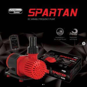 Pompa iaz frecventa variabila 10000 l/h Spartan DC Pump este o pompa de apa submersibila compacta, pompa aerare sau aplicatii cu pompe submersibile care necesita un flux constant si puternic de apa proiectata sa ofere performante deosebite. Nucleul sau DC Inverter-Tech al acestei pompe submersibile cu frecventa variabila Spartan de la AquaZonic furnizeaza un flux de apa puternic, consumand doar o fractiune din energia necesara pompelor conventionale si oferind economii de energie de pana la 70%. Pompa iaz frecventa variabila 10000 l/h Spartan DC Pump este o pompa de iaz de gradina cu capacitate reglabila de 10% pana la 100%. Prin intermediul telecomenzii externe cu fir, pompa este pornita sau oprita, iar viteza de pompare (puterea motorului si consumul de energie electrica) se schimba pas cu pas. Pompa aerare si pompa de apa submersibila ideala pentru aplicatiile a caror pompare de apa trebuie ajustate variabil. De ex.: in functie de temperatura apei, de conductele de apa conectate, de blocaje etc. sau de performante adaptabile la care pomparea trebuie furnizata in functie de alti factori, de ex.: pentru iazuri, rauri artificiale, cascade etc. Pompa cu flux continuu, foarte eficienta, cu control electronic, economiseste pana la 65% energie in comparatie cu motoarele asincron conventionale. Carcasa ABS, cu racorduri filetate. CARACTERISTICI: DC Inverter-Tech Core: Reduce factura de utilitati fara a sacrifica performanta. Designul unic al motorului DC de la pompa iaz frecventa variabila 10000 l/h Spartan permite furnizarea aceluiasi flux de apa ca pompele conventionale, dar cu un consum de energie mai redus. Dimensiune compacta: Corpul compact al pompei de apa submersibila Spartan permite utilizatorilor sa maximizeze spatiul disponibil. Debit reglabil: Ofera flexibilitate utilizatorilor care doresc debite diferite pentru diferite aplicatii. De exemplu, un debit mai mare in timpul zilei pentru a promova o buna circulatie a apei si un debit mai mic noaptea pentru ca pestii sa se odihneasca. Protectie inteligenta impotriva supraincalzirii motorului: Previne supraincalzirea pompei din cauza functionarii fara apa, blocarii rotorului si cresterilor de curent electric. Intretinere usoara: pompa de apa submersibila Spartan poate fi usor asamblat si dezasamblat pentru curatare si intretinere. CONTROALE AVANSATE PENTRU UTILIZATORI: Functie de memorie a setarilor anterioare: In cazul unei pene de curent, pompa de apa submersibila Spartan este capabila sa retina ultimele setari. 2 moduri de generare a valurilor: Pulsator si valuri line Control variabil al vitezei: Utilizatorii pot alege debitul preferat. Utilizarea controlerului: Functia de protectie a pompei de apa: Pompa iaz frecventa variabila 10000 l/h Spartan vine cu urmatoarele functii de protectie: Protectie impotriva functionarii fara apa/nivel scazut de apa (Afisaj Controler – E1): Cand pompa functioneaza la un nivel scazut de apa, functioneaza la o viteza mai mica. Cand pompa functioneaza fara apa continuu timp de 5 secunde, se va opri timp de 5 secunde si va incerca din nou. Pompa va incerca de 5 ori. Dupa 5 incercari esuate, pompa de apa se va opri permanent si controlerul va afisa E1. Va rugam sa opriti alimentarea principala, sa verificati nivelul apei si sa va asigurati ca pompa de apa este complet scufundata in apa, apoi sa porniti din nou alimentarea principala. Protectie impotriva blocarii rotorului (Afisaj Controler – E2): Cand rotorul nu poate fi rotit sau cand obiecte straine sunt blocate la rotor, modul de protectie va intra in functiune si va opri pompa timp de 5 secunde inainte de a incerca din nou. Pompa va incerca de 5 ori. Dupa 5 incercari esuate, pompa de apa se va opri permanent si controlerul va afisa E2. Va rugam sa opriti alimentarea principala, sa verificati rotorul si sa indepartati orice obiect strain blocat, apoi sa porniti din nou alimentarea principala. Protectie impotriva pierderii fazei (Afisaj Controler – E3): Cand bobina de faza interna a pompei de apa este deteriorata, controlerul va afisa E3. Pompa este deteriorata permanent si nu poate fi repornita. Va rugam sa informati distribuitorul/producatorul pentru asistenta suplimentara. Specificatii: Cod produs: WP097 Model: Spartan 10000 Debit de maxim (L/H): 10000 L/H Inaltimea maxima la care urca apa pe o coloana verticala: 6,5 metri Consum Maxim de Energie (W): 95W Consum Minim de Energie (W): 12W Curent DC: DC 24V/ 5A Alimentare: stecher 2 pini EU la priza de 220 – 240V Dimensiuni produs ( L x l x H ) in mm: 215x93x139 Diametrul tevii de intrare si iesire ( mm ): 25 & 32 mm Pompa iaz frecventa variabila 10000 l/h Spartan poate fi folosita atat in apa dulce cat si in mediu marin ( apa sarata ). Pompa submersibila ce poate fi folosita amfibiu: atat in apa cat si pe uscat ( cu conditia sa fie conectata la un circuit amorsat ).